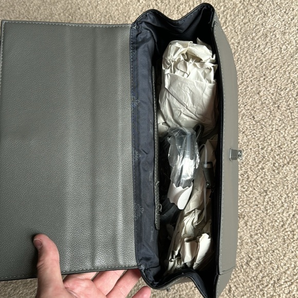 STEVE MADDEN gray Handbag, NWT! - Picture 7 of 10